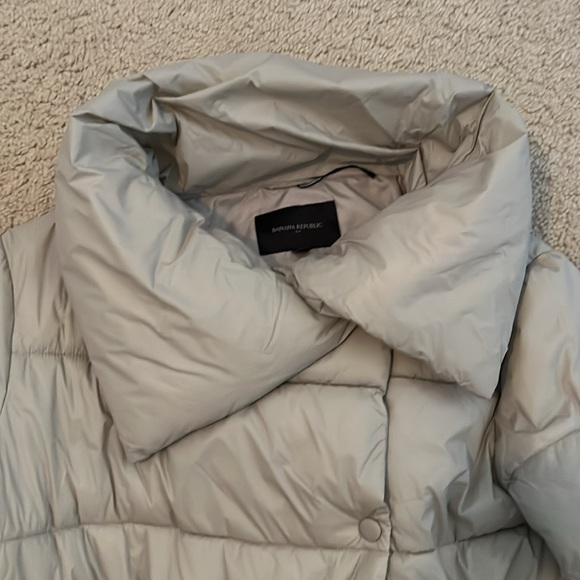 Banana Republic Funnel Neck Puffer Jacker NWT size S oversized. - Picture 5 of 8